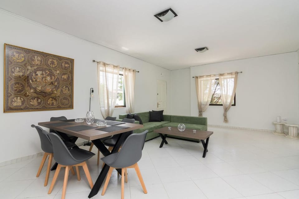 Villa Svoronou Athens Riviera Villa in Decentralized Administration of Attica