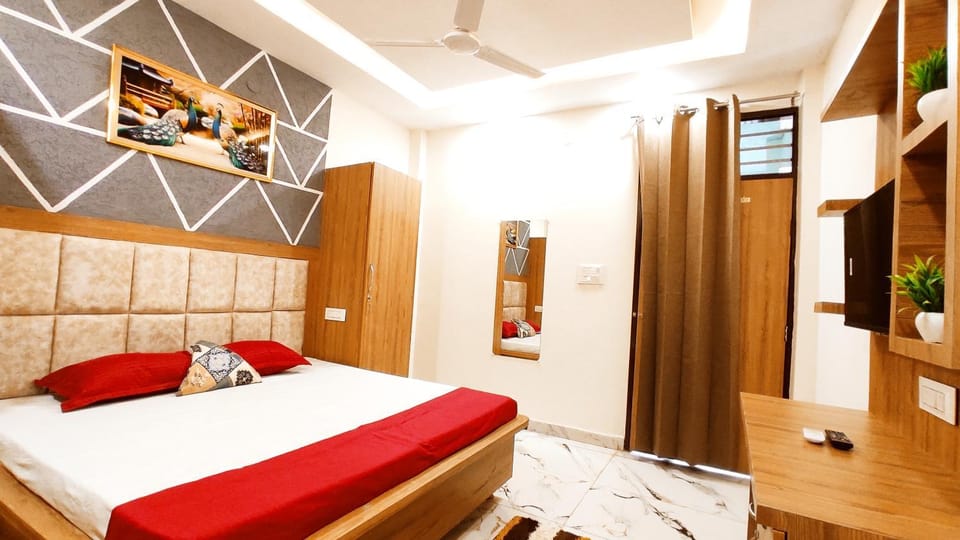 HOTEL WONDER STAYS - For Couples, Students, Faculties, Corporates Hotel in Punjab, India