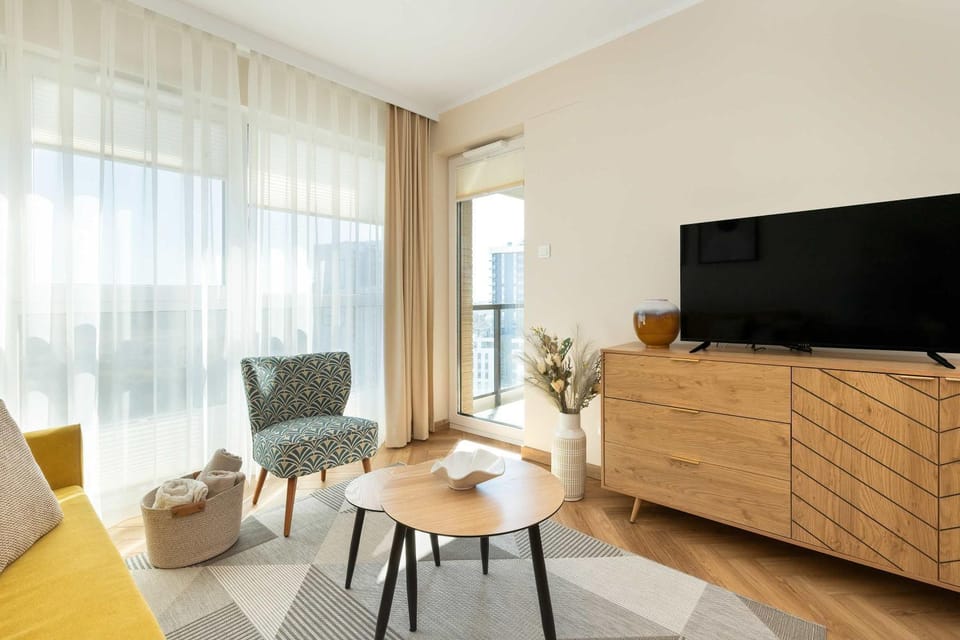 Communal lounge/ TV room, TV and multimedia, Living room, Seating area
