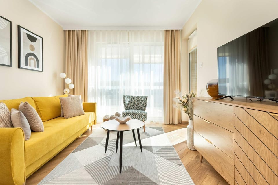 Communal lounge/ TV room, TV and multimedia, Living room, Seating area