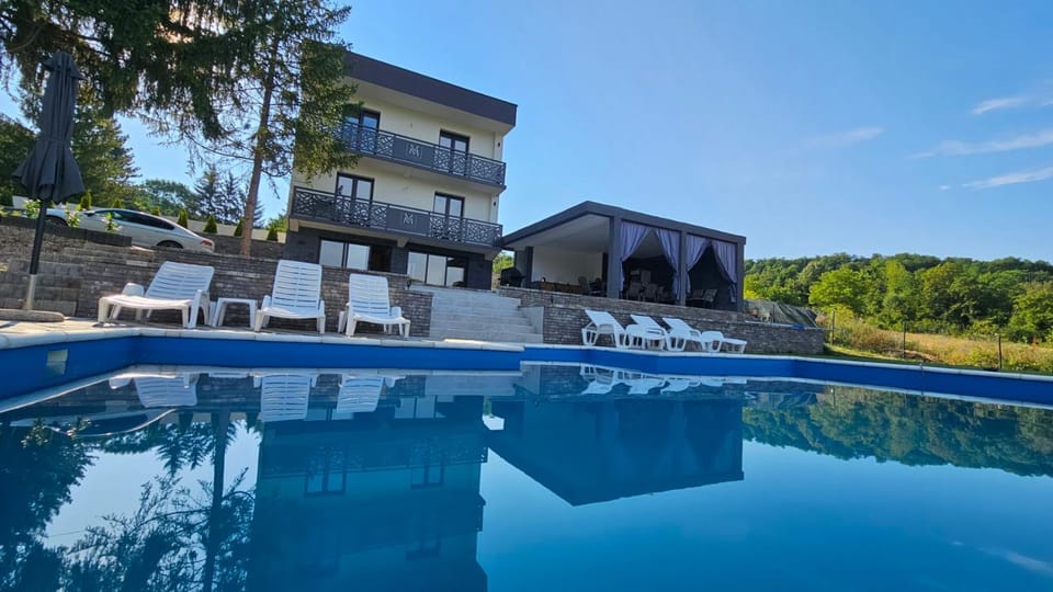 Property building, Pool view