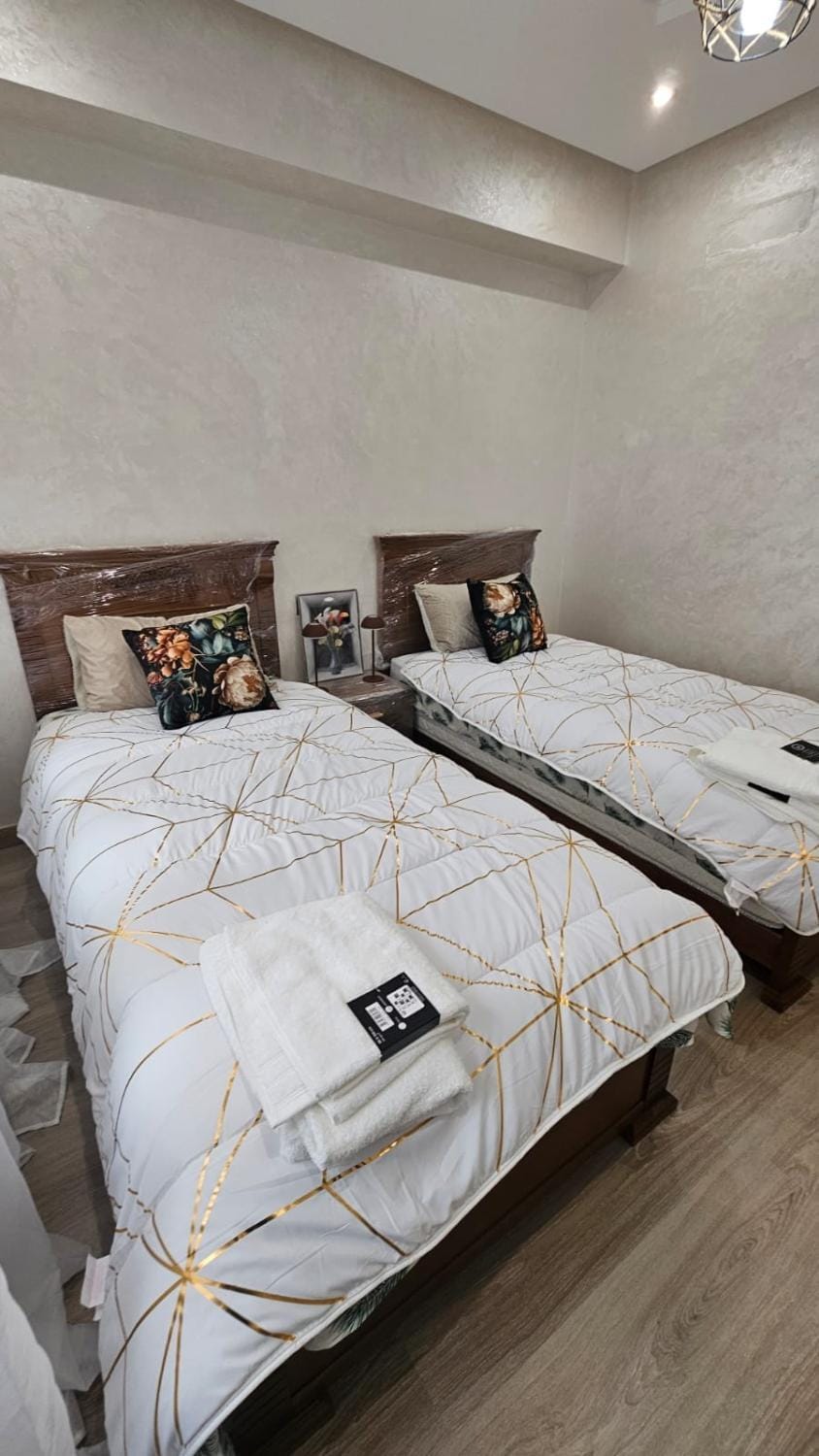 High standing apartment in Tangier 5 min gare TGV, plage, mall Familly Only Apartment in Tangier