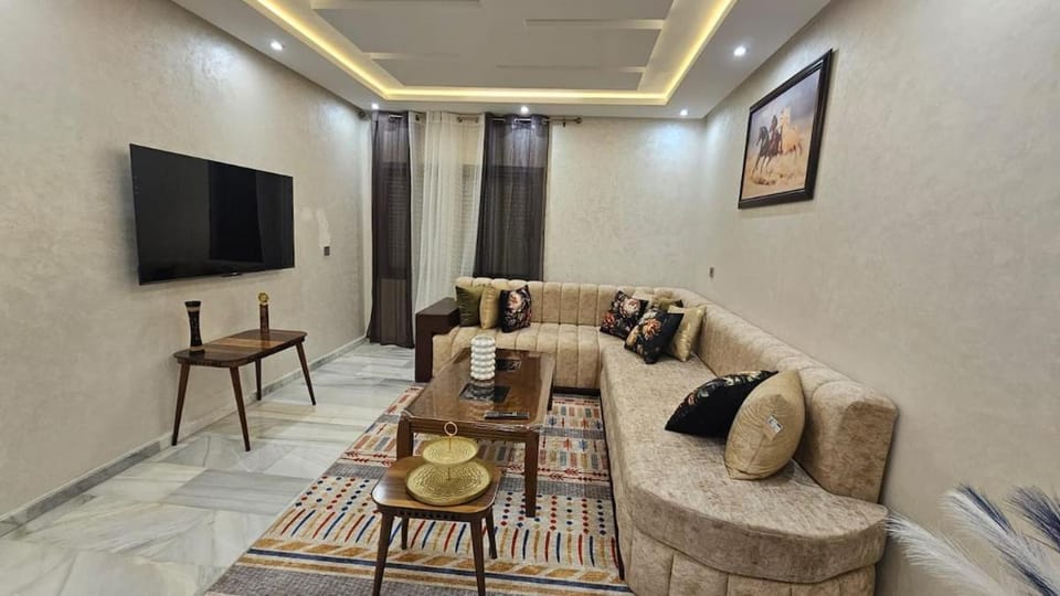 High standing apartment in Tangier 5 min gare TGV, plage, mall Familly Only Apartment in Tangier
