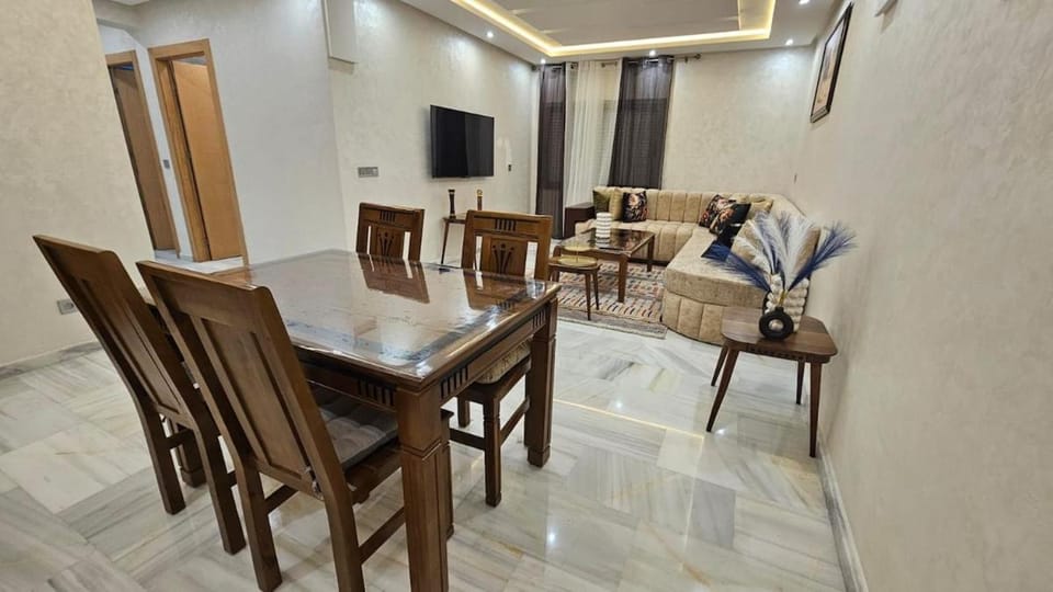 High standing apartment in Tangier 5 min gare TGV, plage, mall Familly Only Apartment in Tangier