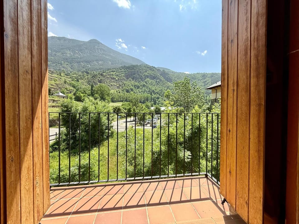 Natural landscape, View (from property/room), Balcony/Terrace, Mountain view