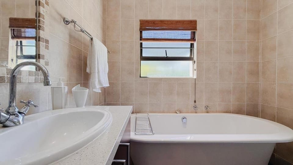 Upper Classic Bed and Breakfast in South Africa