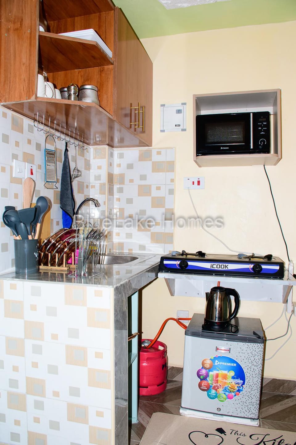 Blue Lake Bnb Apartment in Kenya