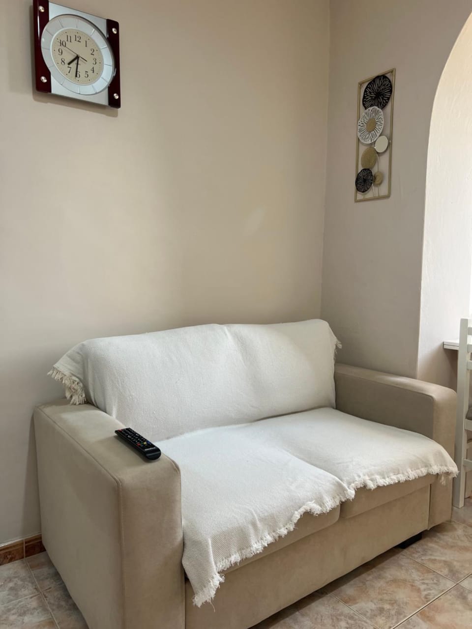 Living room, Photo of the whole room, Seating area