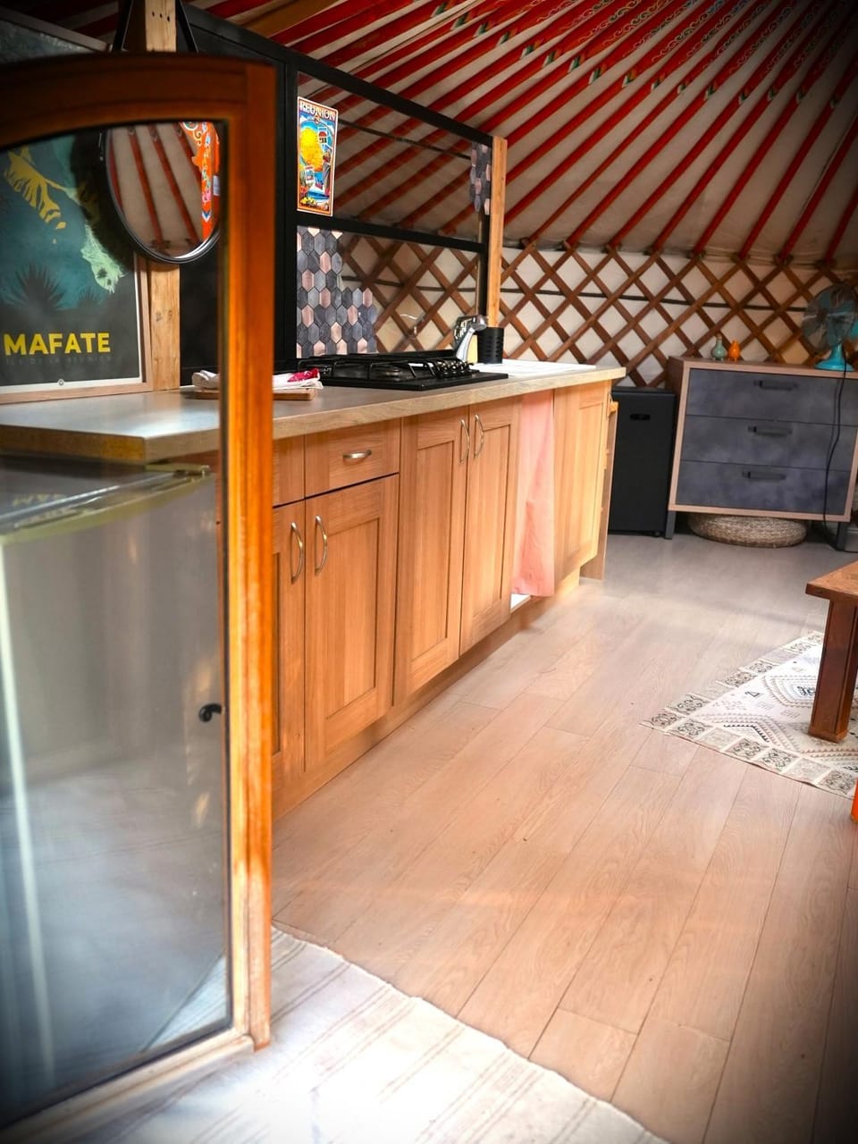 Kitchen or kitchenette