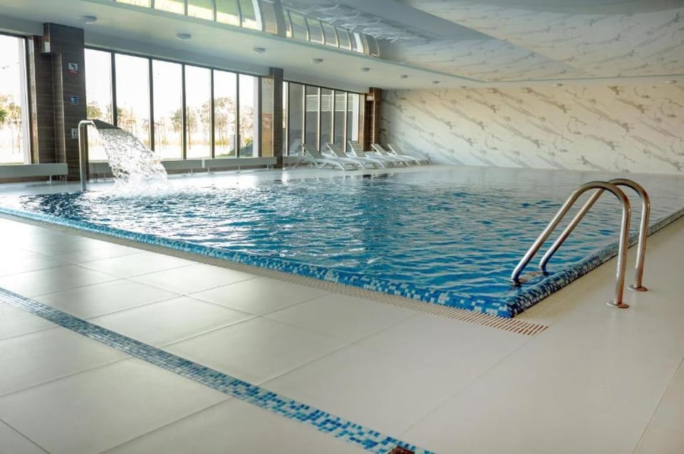 Pool view, Swimming pool, Swimming pool