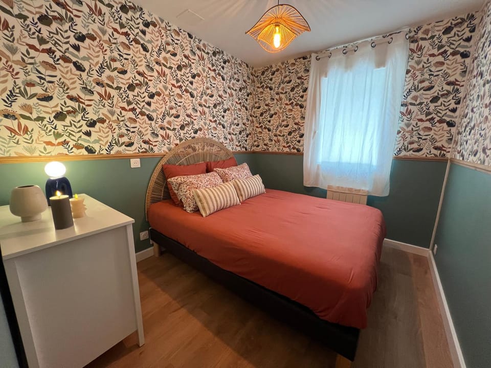 Bedroom, storage