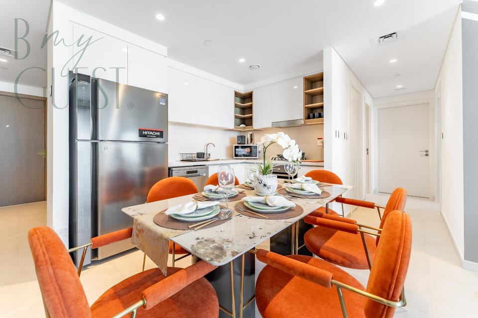 Kitchen or kitchenette, Living room, Seating area, Dining area, oven, pet friendly, stove