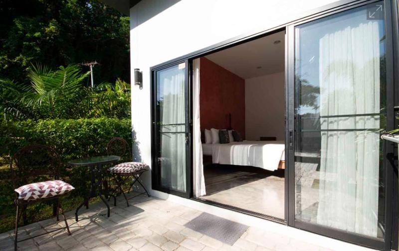 Balcony/Terrace, Seating area, Garden view
