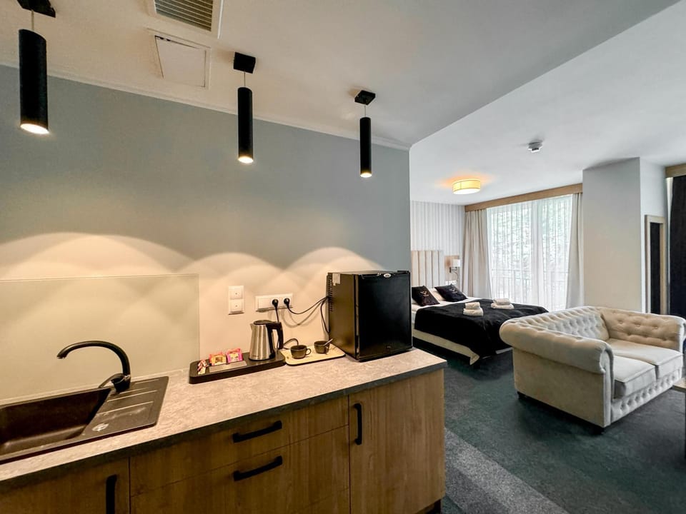 Coffee/tea facilities, Kitchen or kitchenette