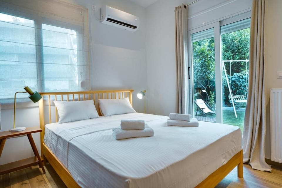 Garden Level Gem in the City Apartment in Central Athens Regional Unit, Greece