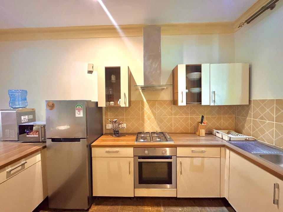Amani B3 Apartment in Diani Beach