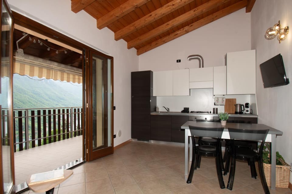 Panorama & Pisicna Lago Endine Apartment in Province of Brescia