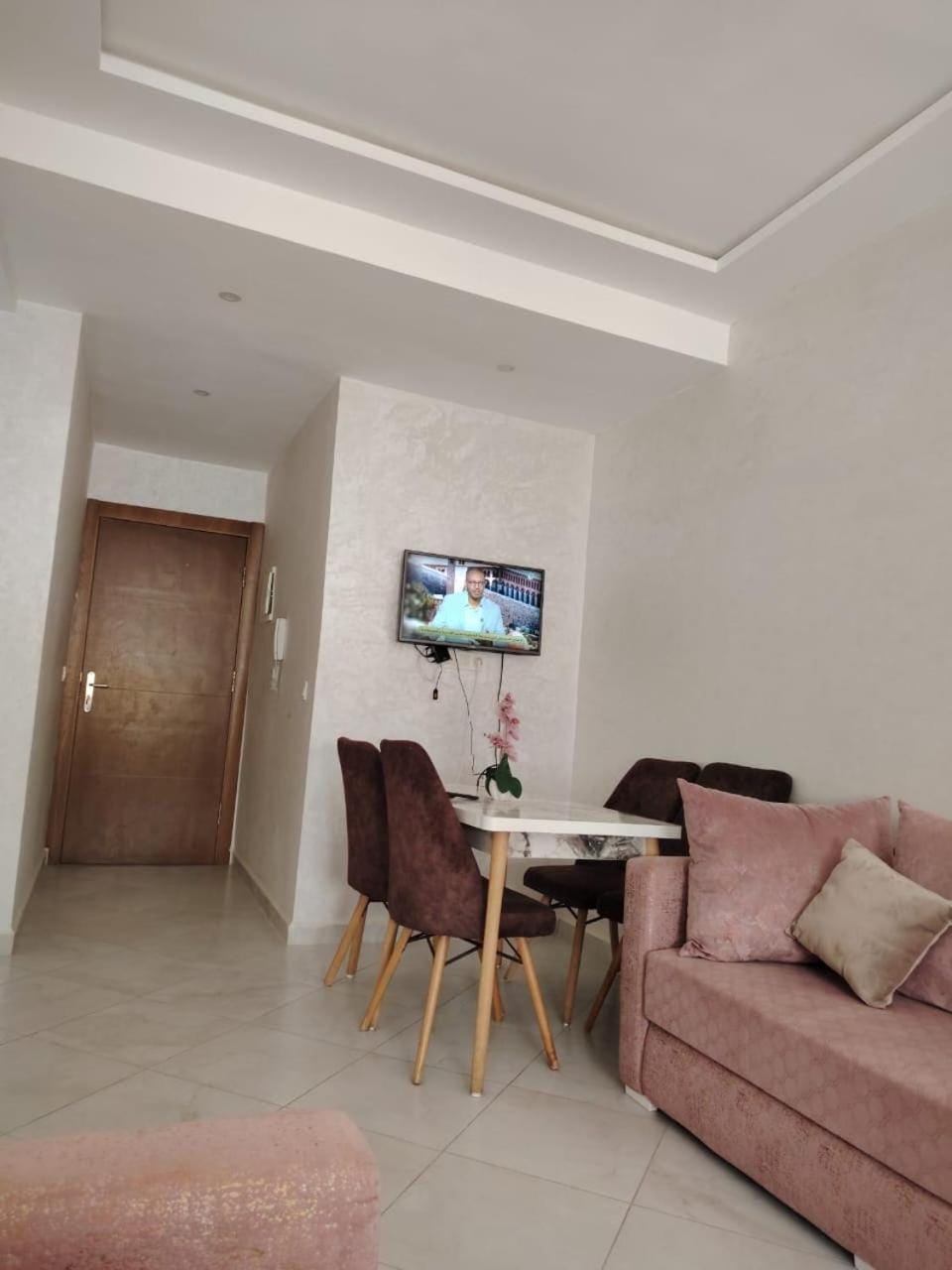 734 Luxury 2BR Apt Martil 3rd Floor & Elevator Apartment in Tangier-Tétouan-Al Hoceima