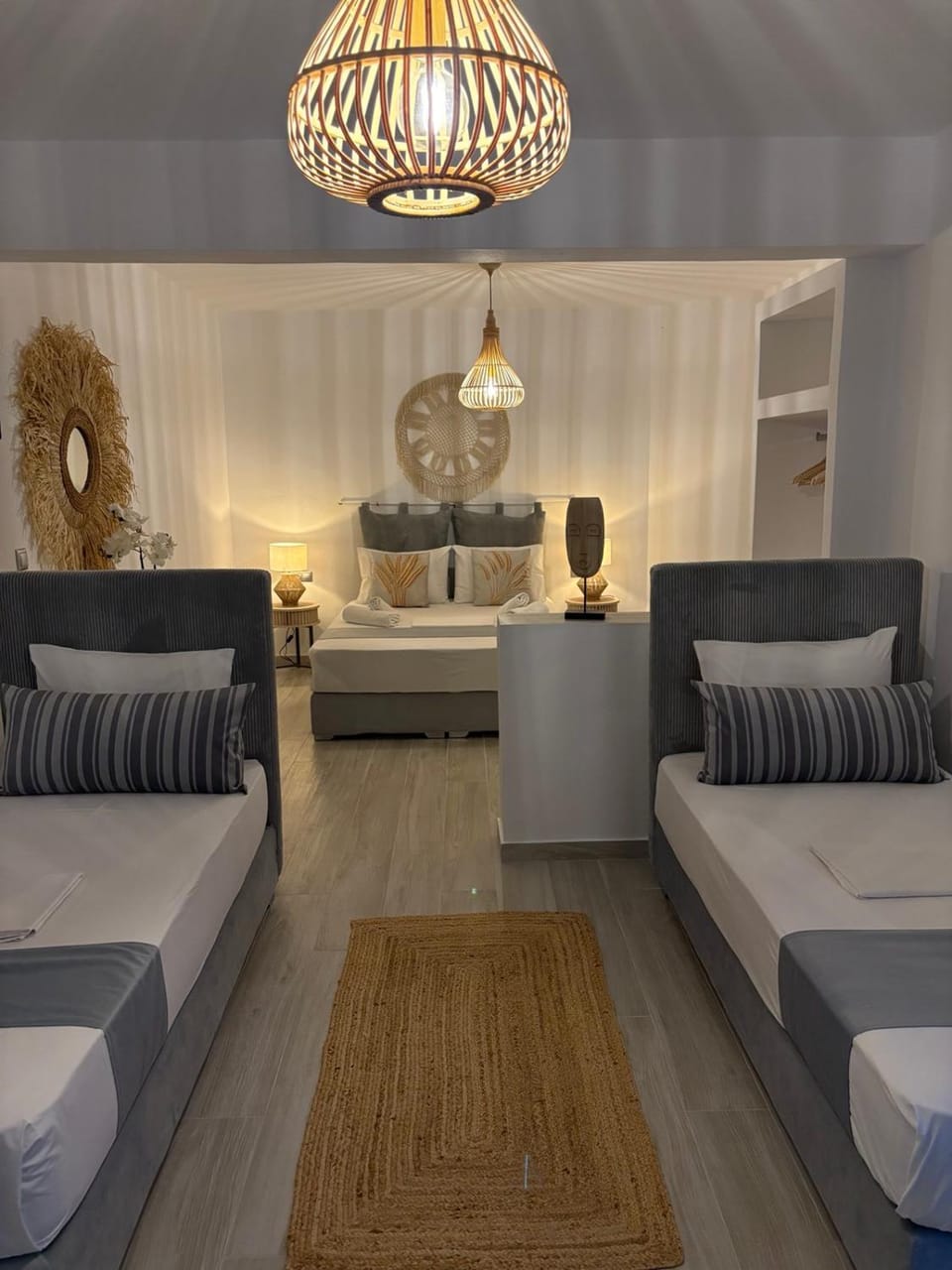 Chrysa House Hotel in Milos
