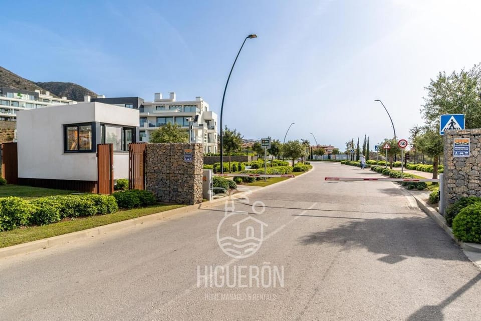 Higueron Rentals Luz del Sur Apartment in Fuengirola