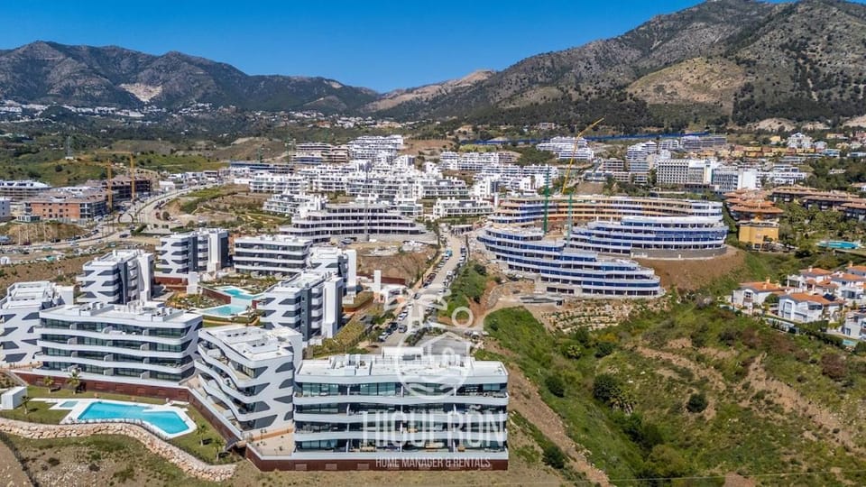 Higueron Rentals Luz del Sur Apartment in Fuengirola