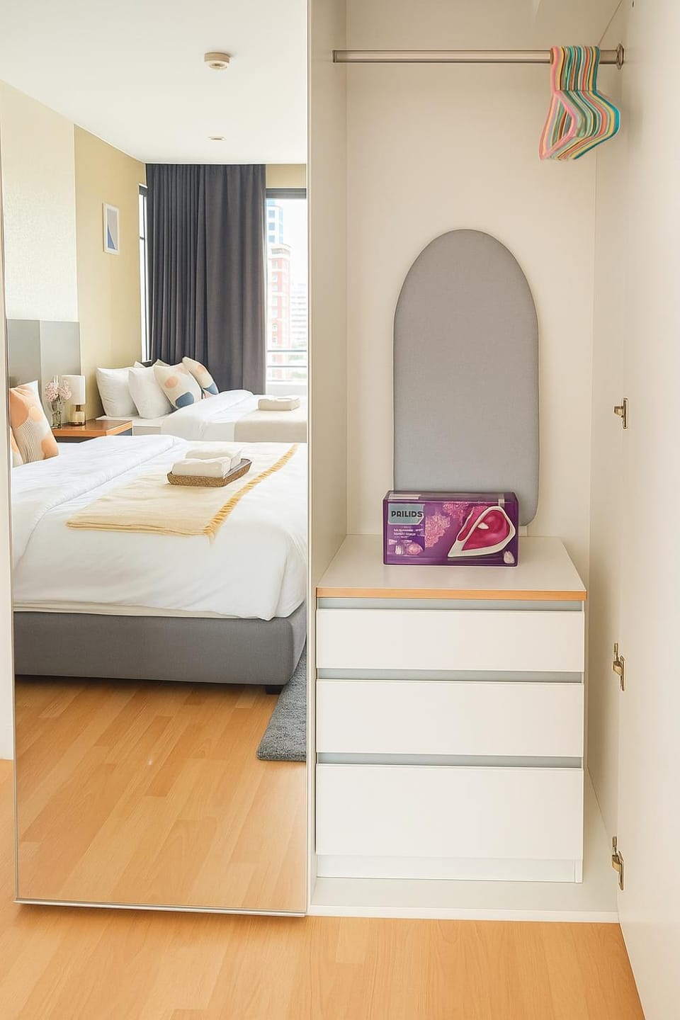 Executive Suite 2 Beds Nana BTS 5 mins Apartment in Bangkok