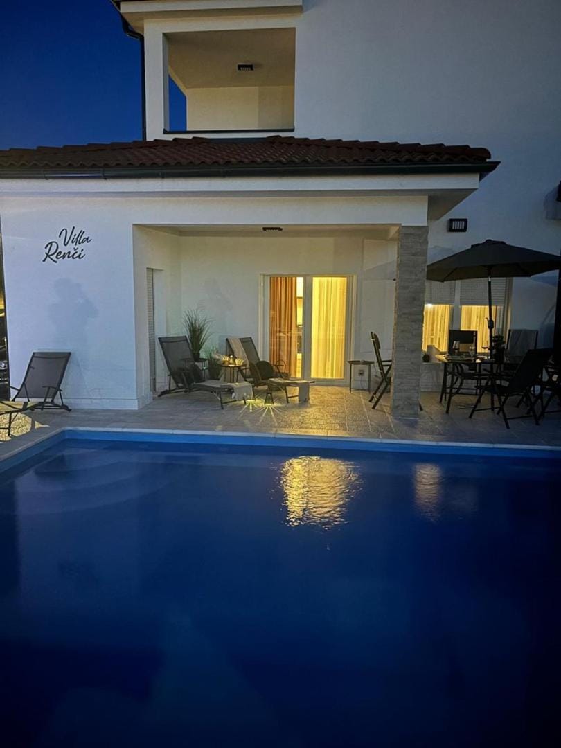Villa Renči Villa in Istria County