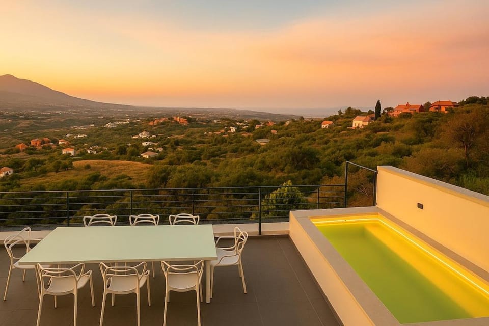 Garden, Balcony/Terrace, Swimming pool