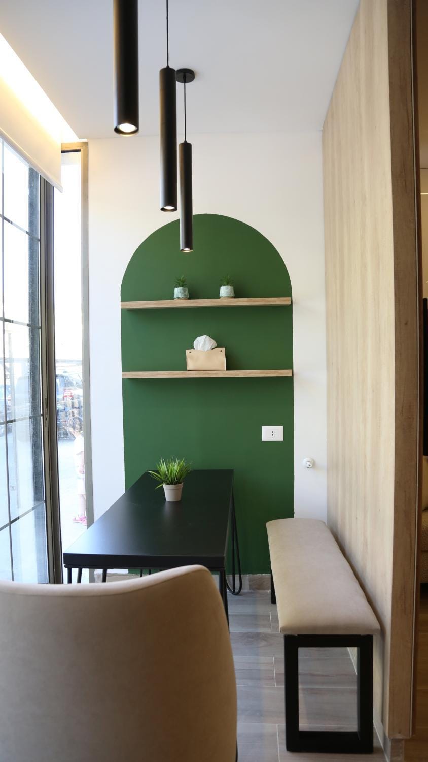 Seating area, Dining area