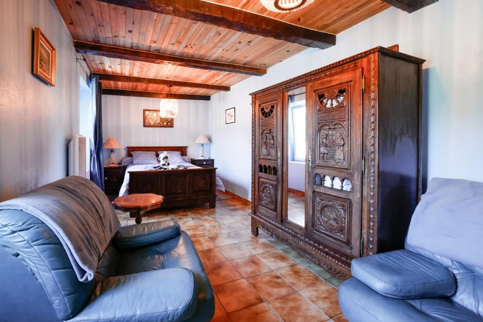 Property building, Living room