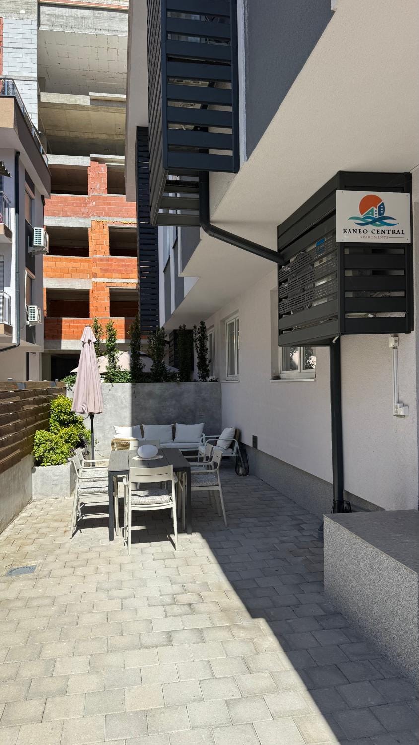 Property building, Day