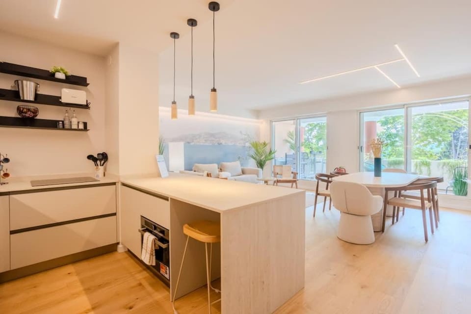 Blue Horizon - Elite Apartment 10 Min from the Sea House in Villefranche-sur-Mer