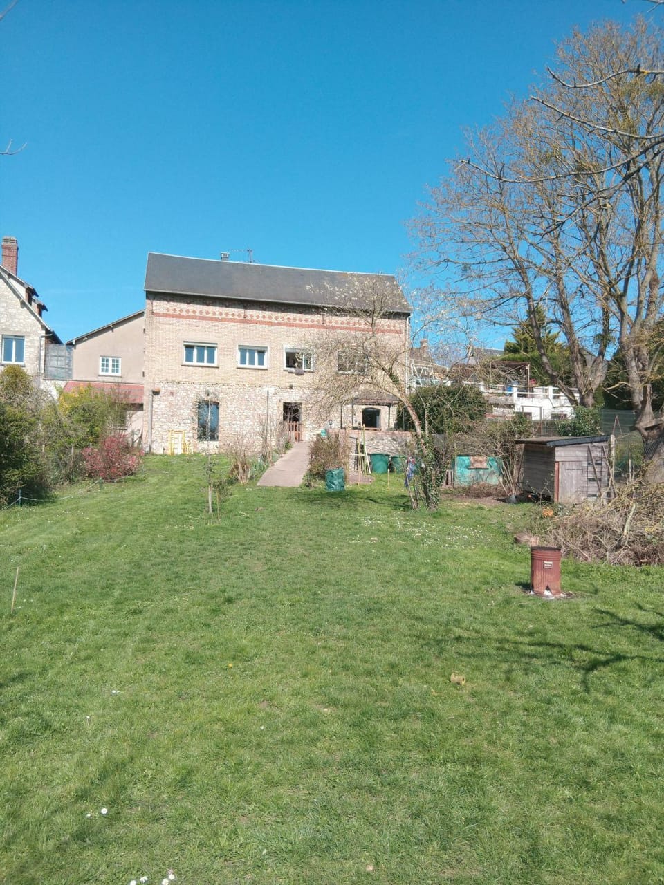Property building, Natural landscape, Garden, Garden view