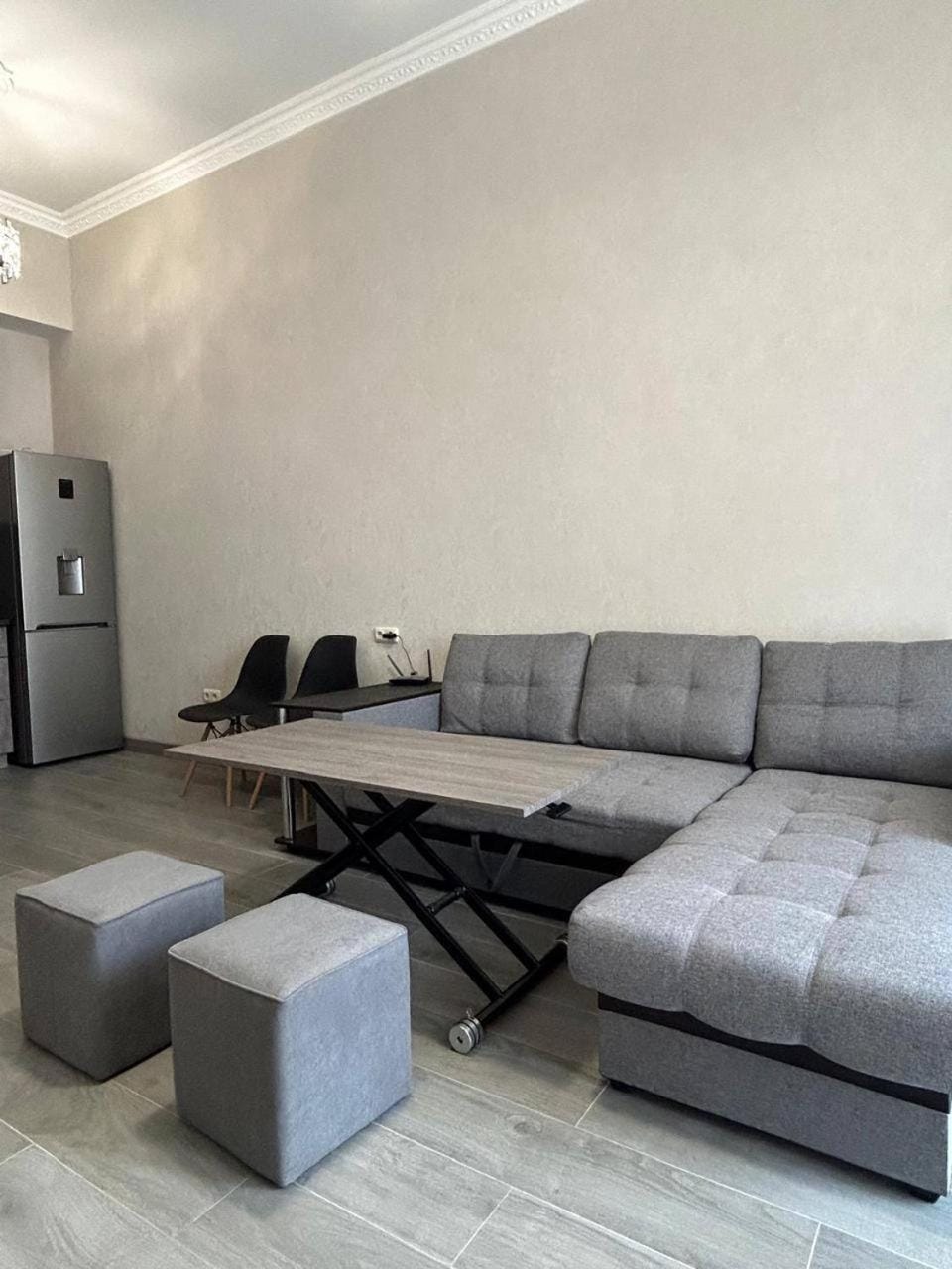 2 room apartment in Yerevan, Armenia, in a new building on Paruyr Sevak Street, 55 sq m high ceilings Apartment in Yerevan