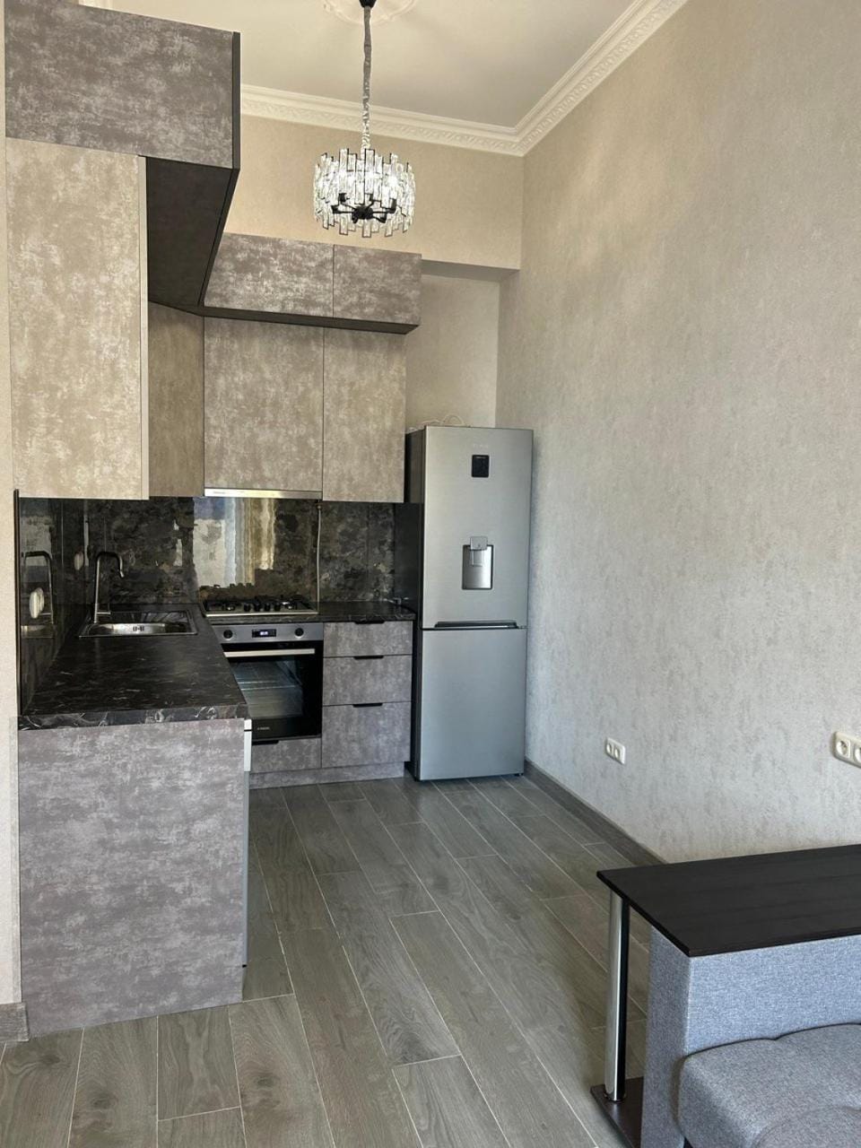 2 room apartment in Yerevan, Armenia, in a new building on Paruyr Sevak Street, 55 sq m high ceilings Apartment in Yerevan
