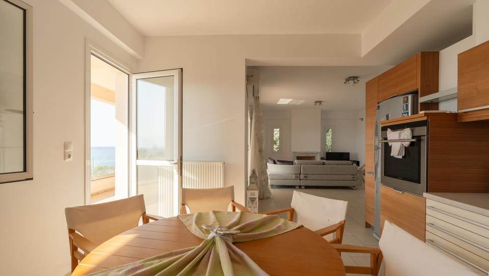 Koroni Seaside Private Beach Residence B Apartment in Messenia