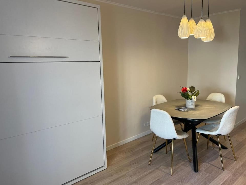 4 People Cannes Hyper Centre and Air conditioning Apartment in Cannes