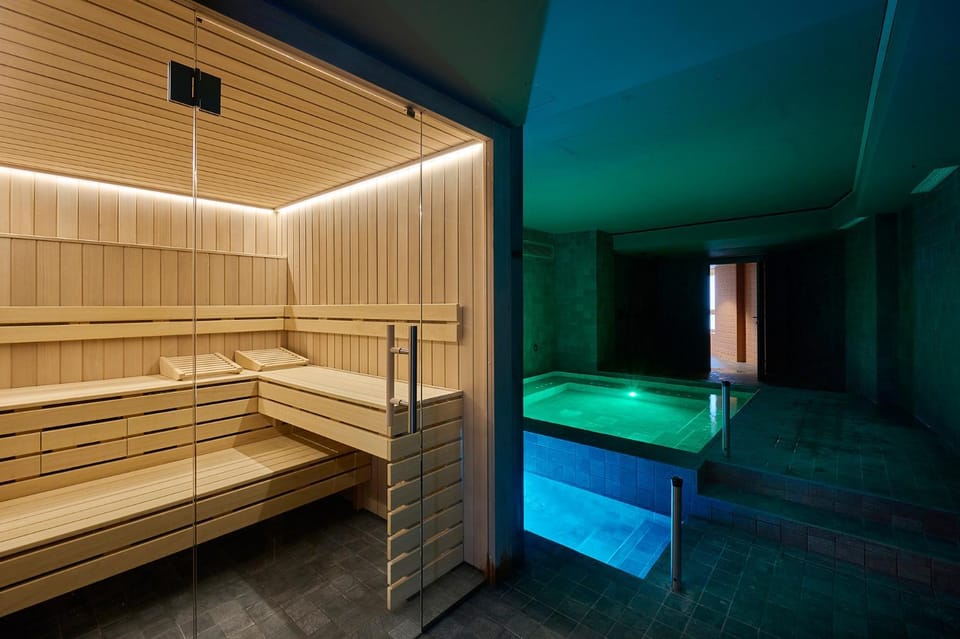 Sauna, Spa and wellness centre/facilities, Swimming pool