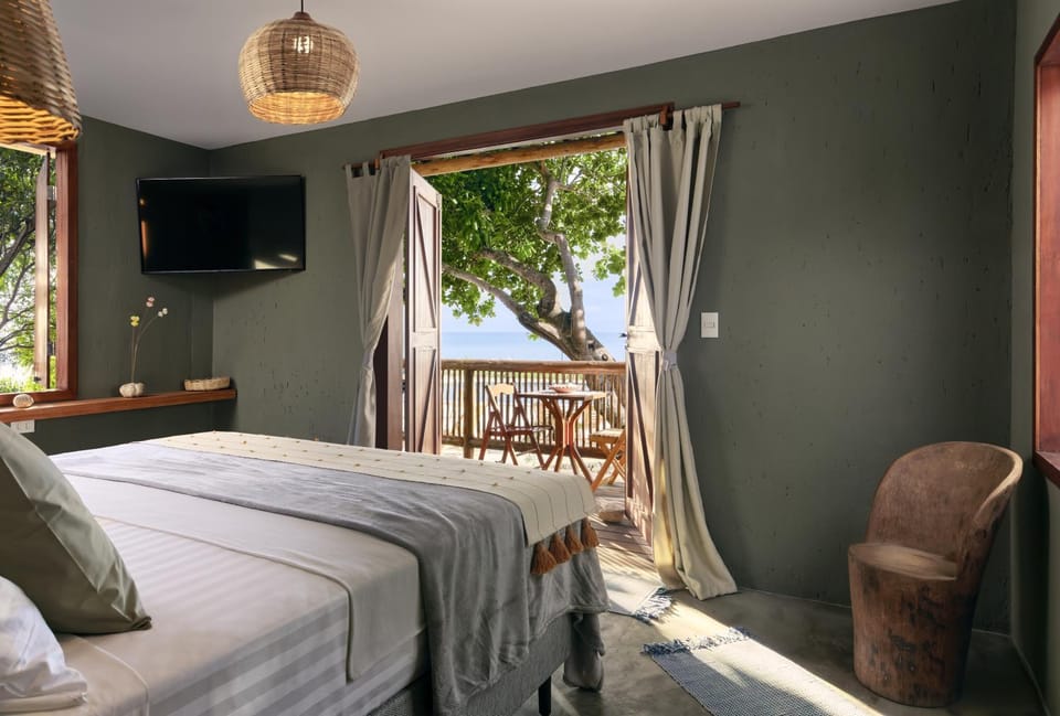 Bed, Natural landscape, Balcony/Terrace, Photo of the whole room, Bedroom