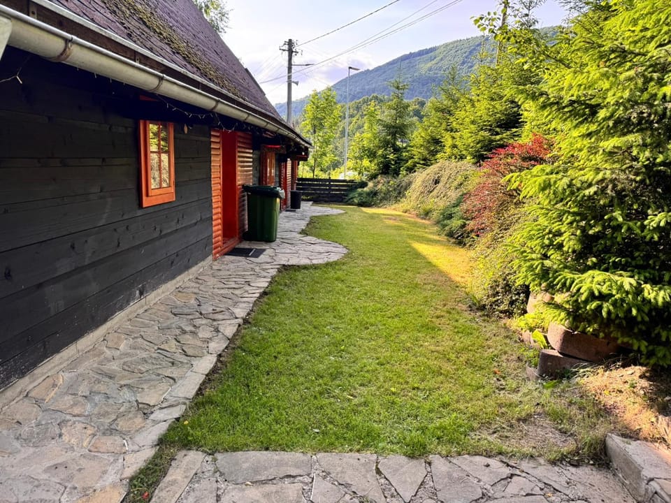 Property building, Garden