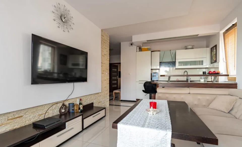 TV and multimedia, Kitchen or kitchenette, Living room, Seating area, Dining area, Evening entertainment, pet friendly, stove