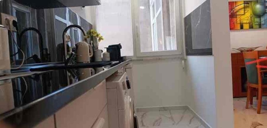 Joana's room 2 Bed and Breakfast in Lisbon