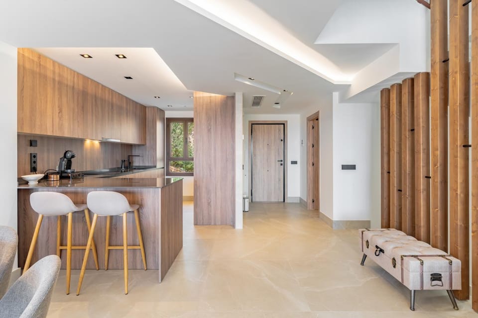 Casa Masari - Designer townhouse with views near Puerto Banus Apartment in Sierra de las Nieves