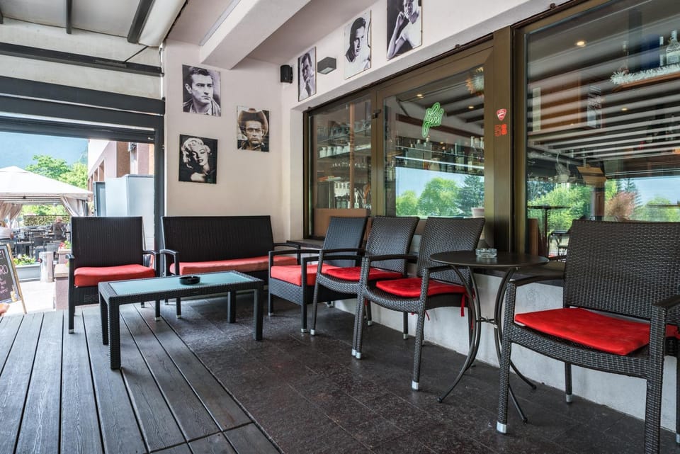 Albergo Bar Firi Hotel in Lake Garda