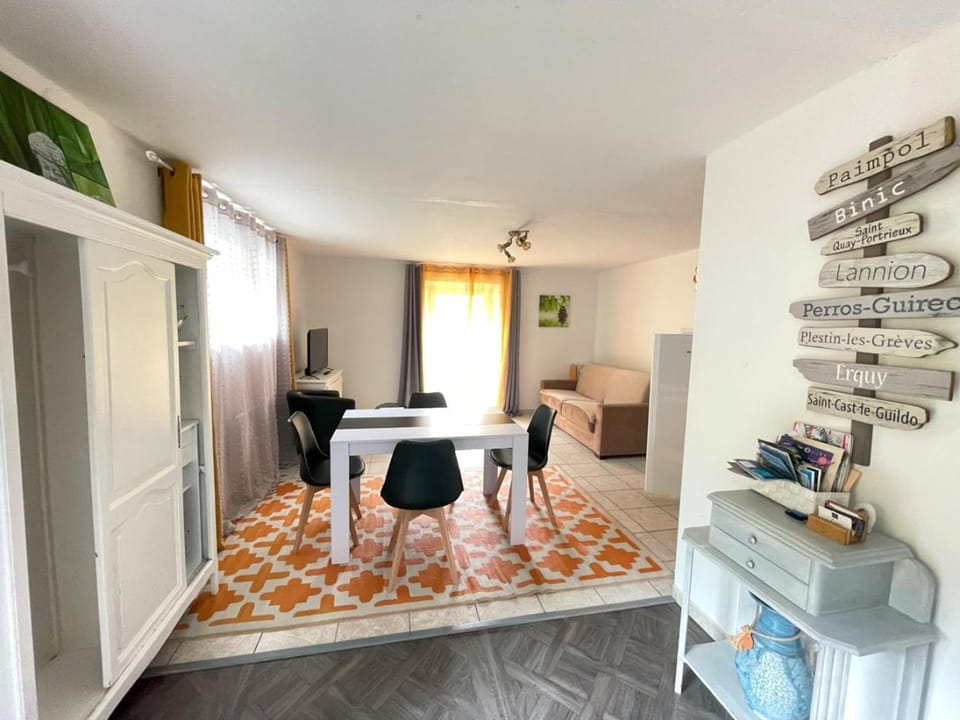 Appartement avec terrasse dans un parc privé Apartment in Brittany
