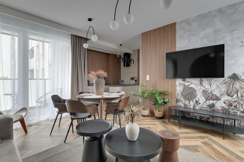 TV and multimedia, Kitchen or kitchenette, Living room, Seating area, Dining area, Evening entertainment