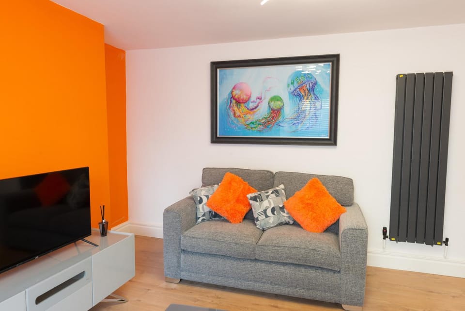 TV and multimedia, Living room, Seating area