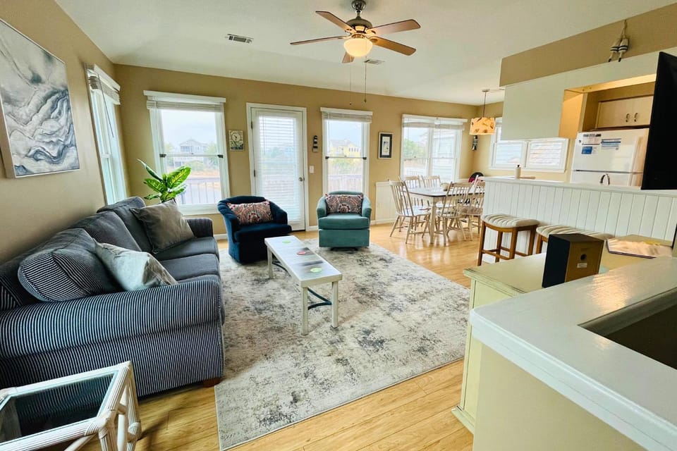 Outer Banks Bliss House in Roanoke Island