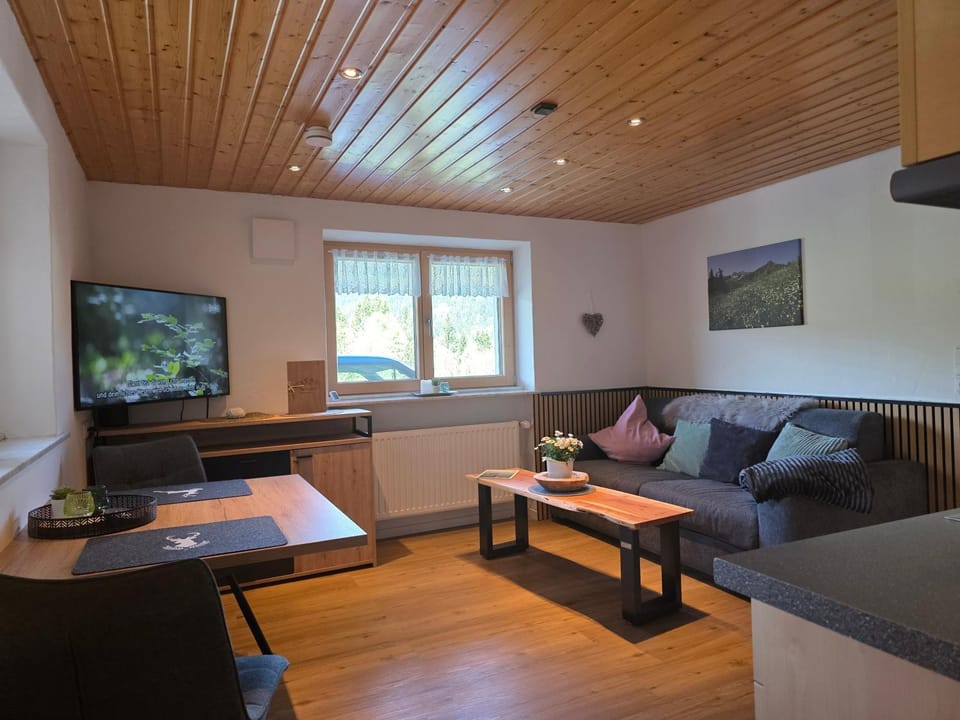 Living room, Dining area, kitchen