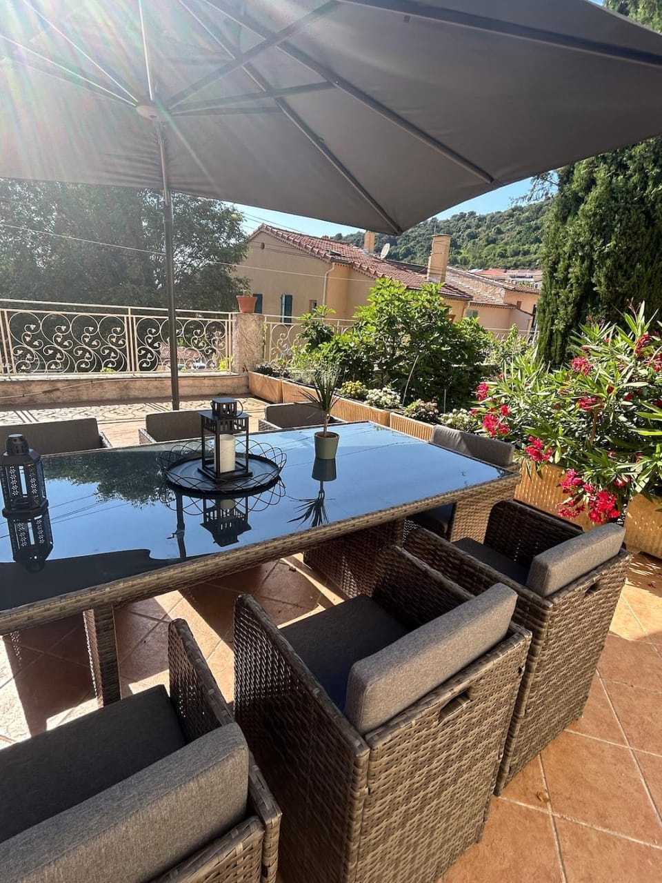 Balcony/Terrace, Dining area